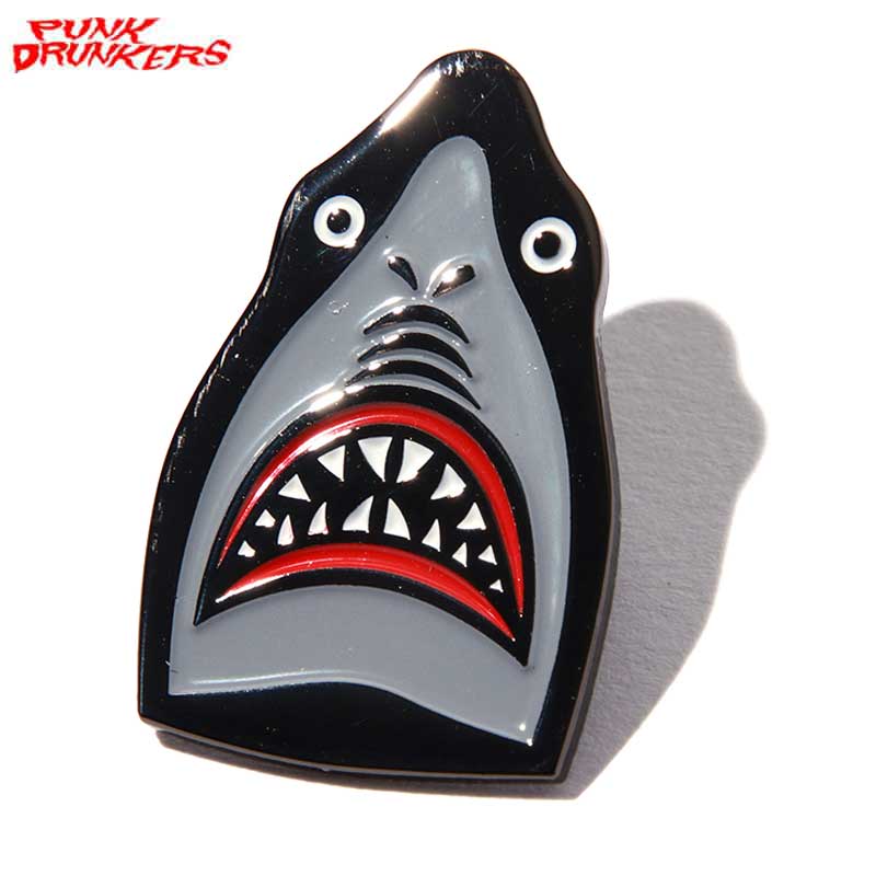 パンクドランカーズ PUNK DRUNKERS PDSピンズ 鮫人(GRAY) | 大阪心斎橋